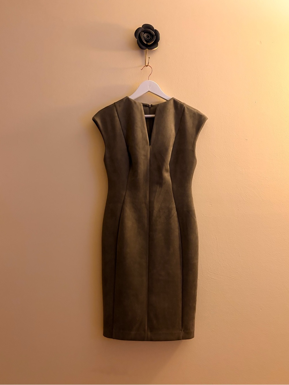 Calvin Klein Olive Green Cap Sleeve Sheath Dress. Women’s work dress faux suede